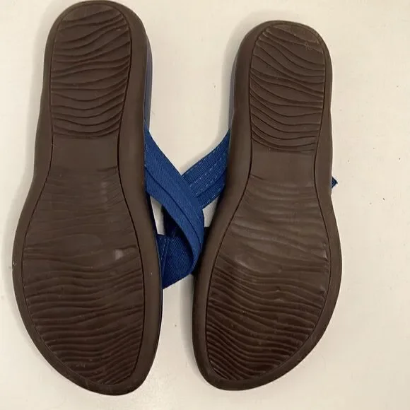 Sandles - Picture 2 of 3